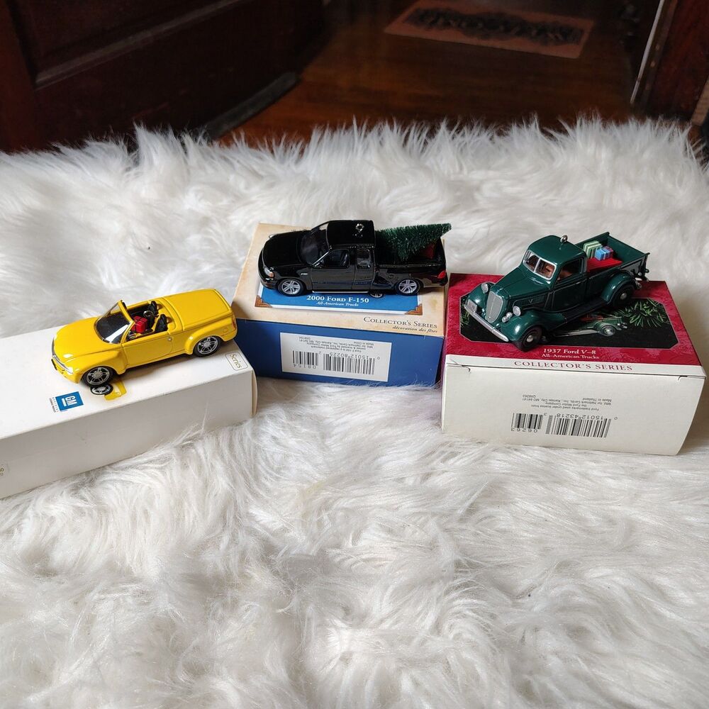 Hallmark Keepsake All American Trucks Ornaments 04 SSR/00 F-150/37 Ford V-8